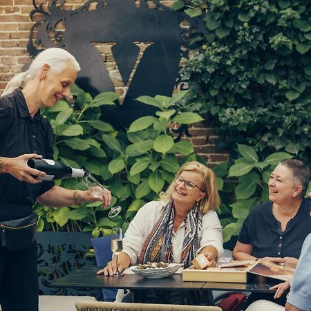 Grand Boutique Hotel-Restaurant Huis Vermeer Ντέβεντερ Εξωτερικό φωτογραφία